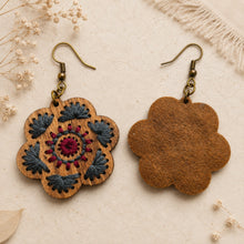 Cargar imagen en el visor de la galería, Crimson Roots embroidered wooden earrings shown front and back, including the textured thread-covered reverse.
